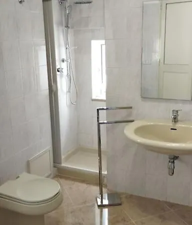 San Pietro شقة *